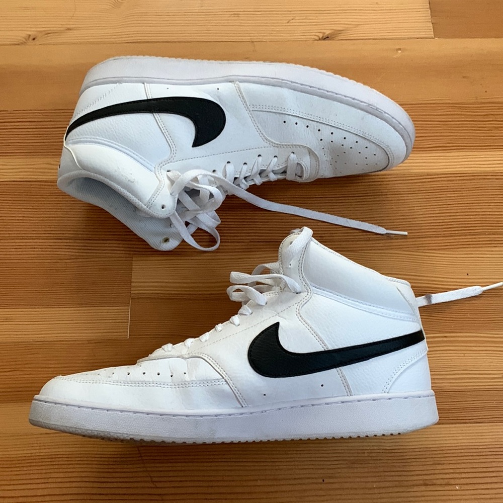 Mens Nike mid sneakers